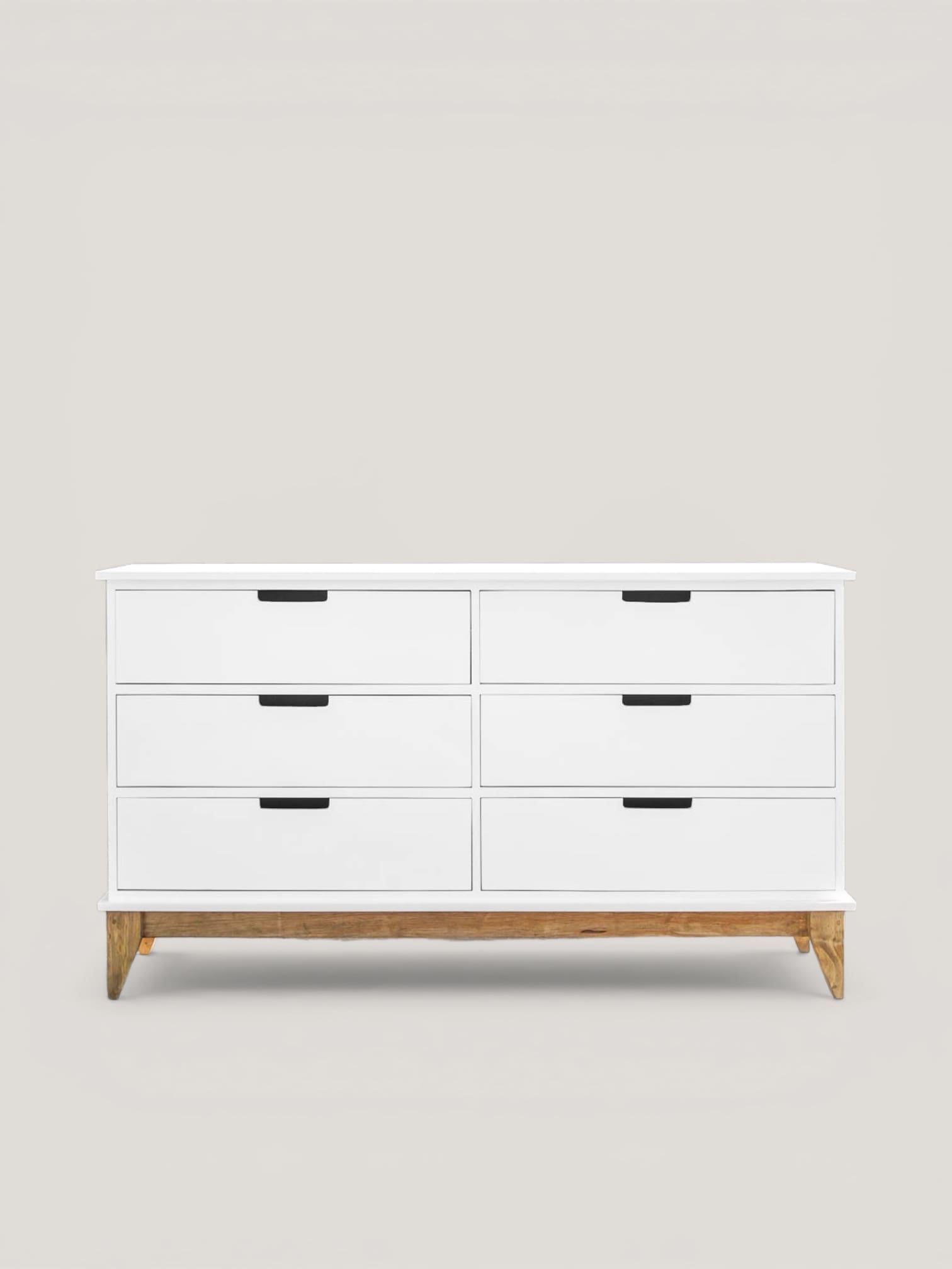Large chest of drawers / Compactum