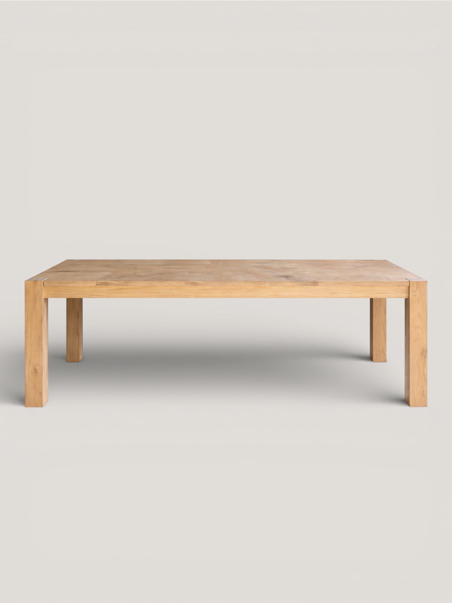 Serengeti dining table