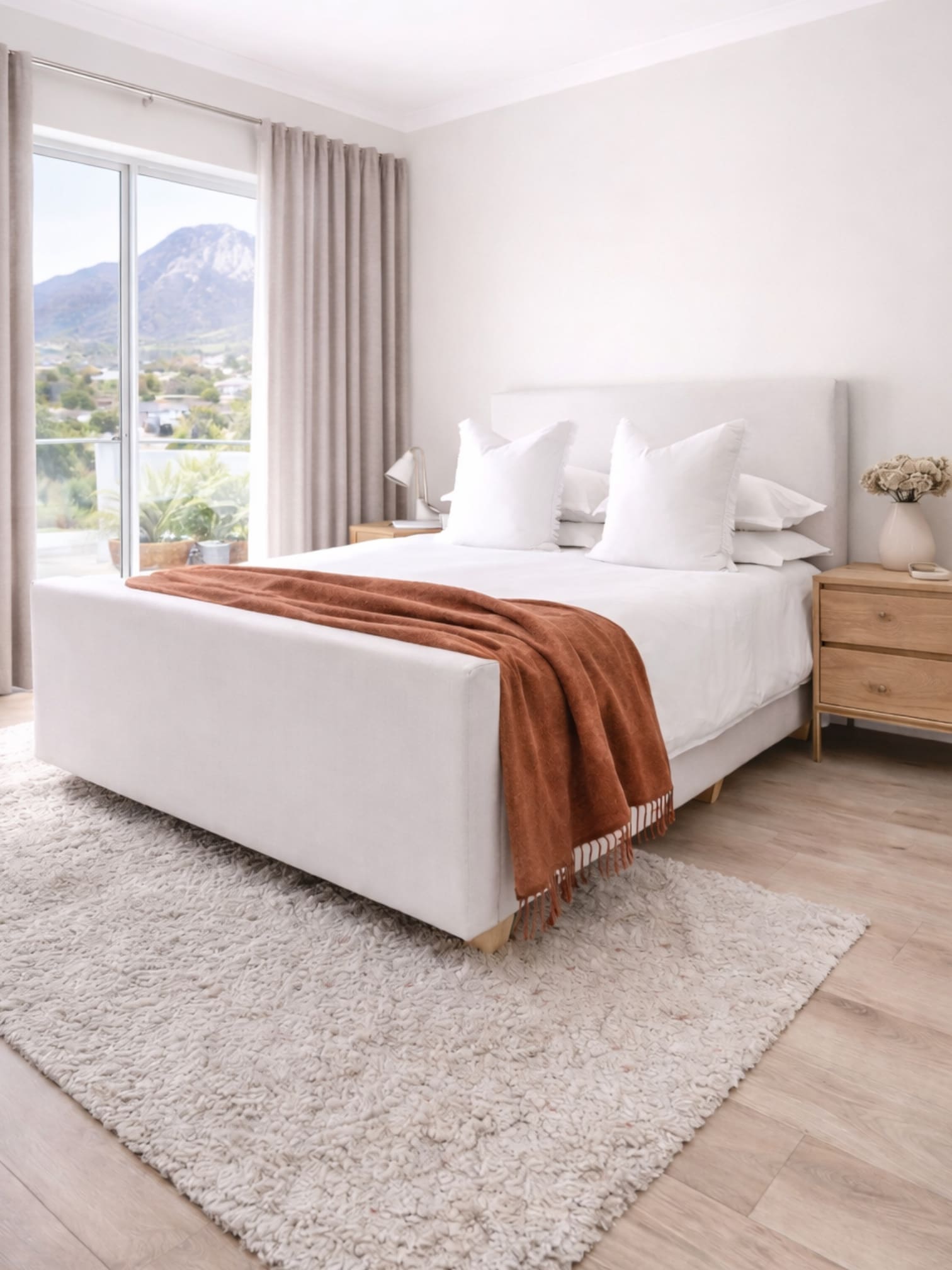 Cadogan bed (headboard and base)